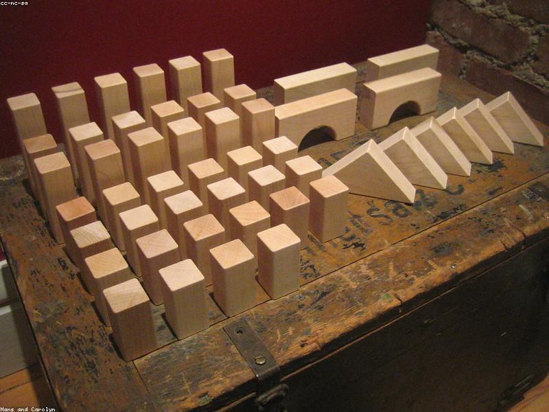 Wooden Building Blocks Set (50 Pieces)